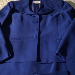 2 piece suit in Vibrant Cobalt Blue